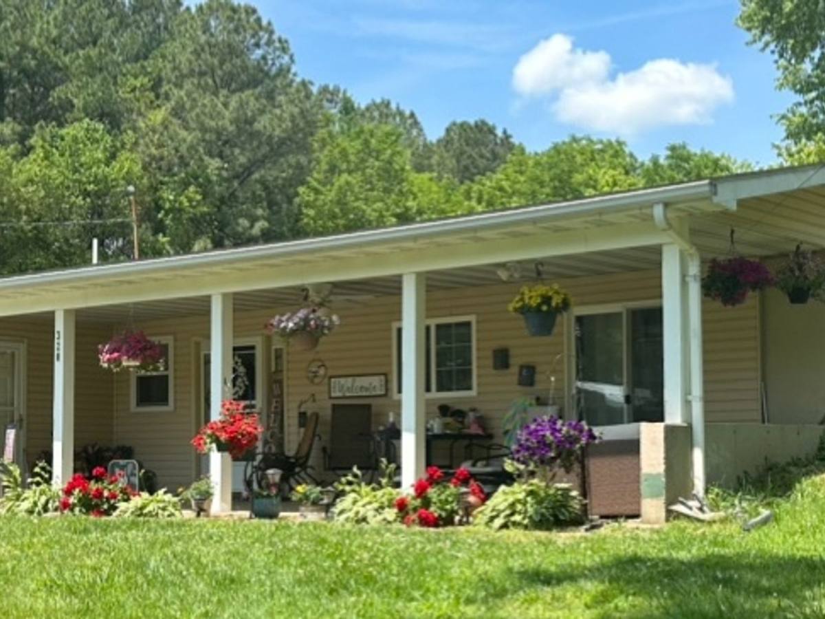 House for rent at 320 Caraway Lane, Goreville, IL 62939