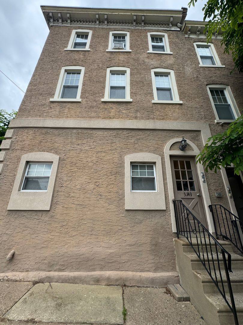 Apartment for rent at 3349 Conrad St, Philadelphia, PA 19129