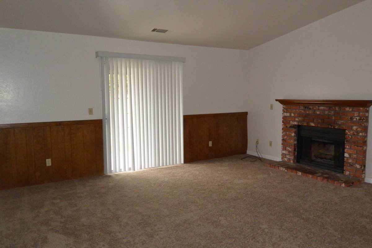 House for rent at 1509 S Noyes, Visalia, CA 93277
