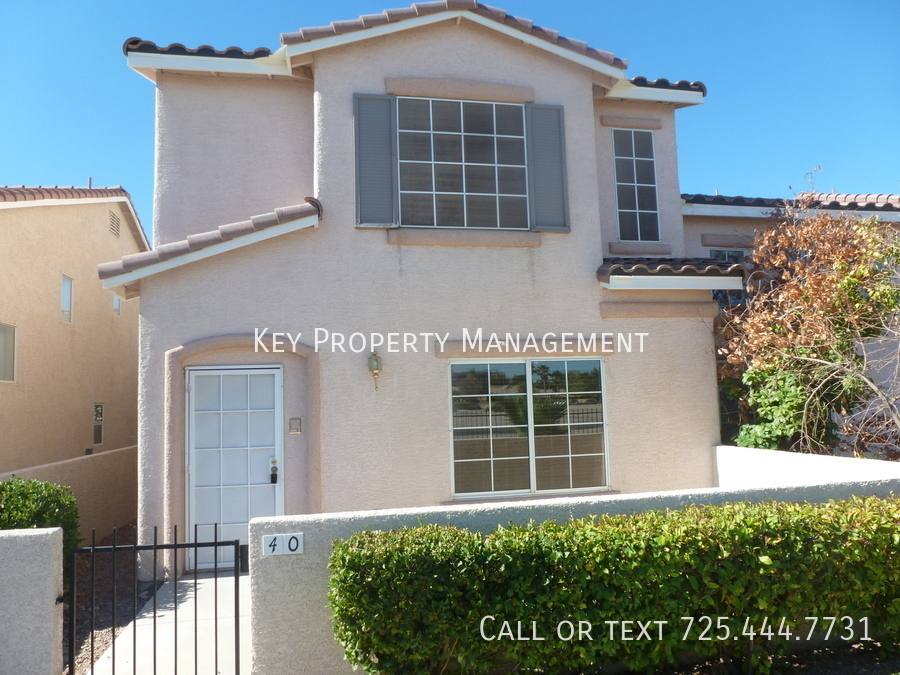Townhouse for rent at 40 Belle La Blanc Ave, Las Vegas, NV 89123