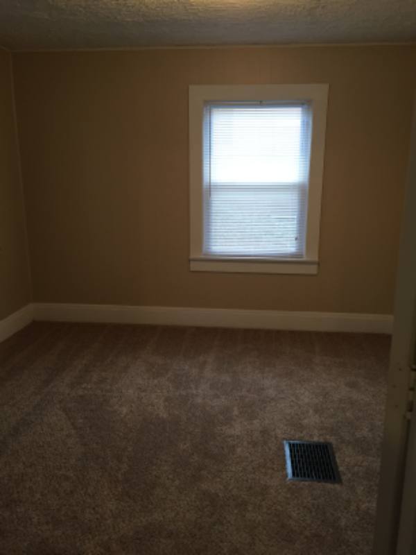 House for rent at 1251 Carolina Ave, Bristol, TN 37620