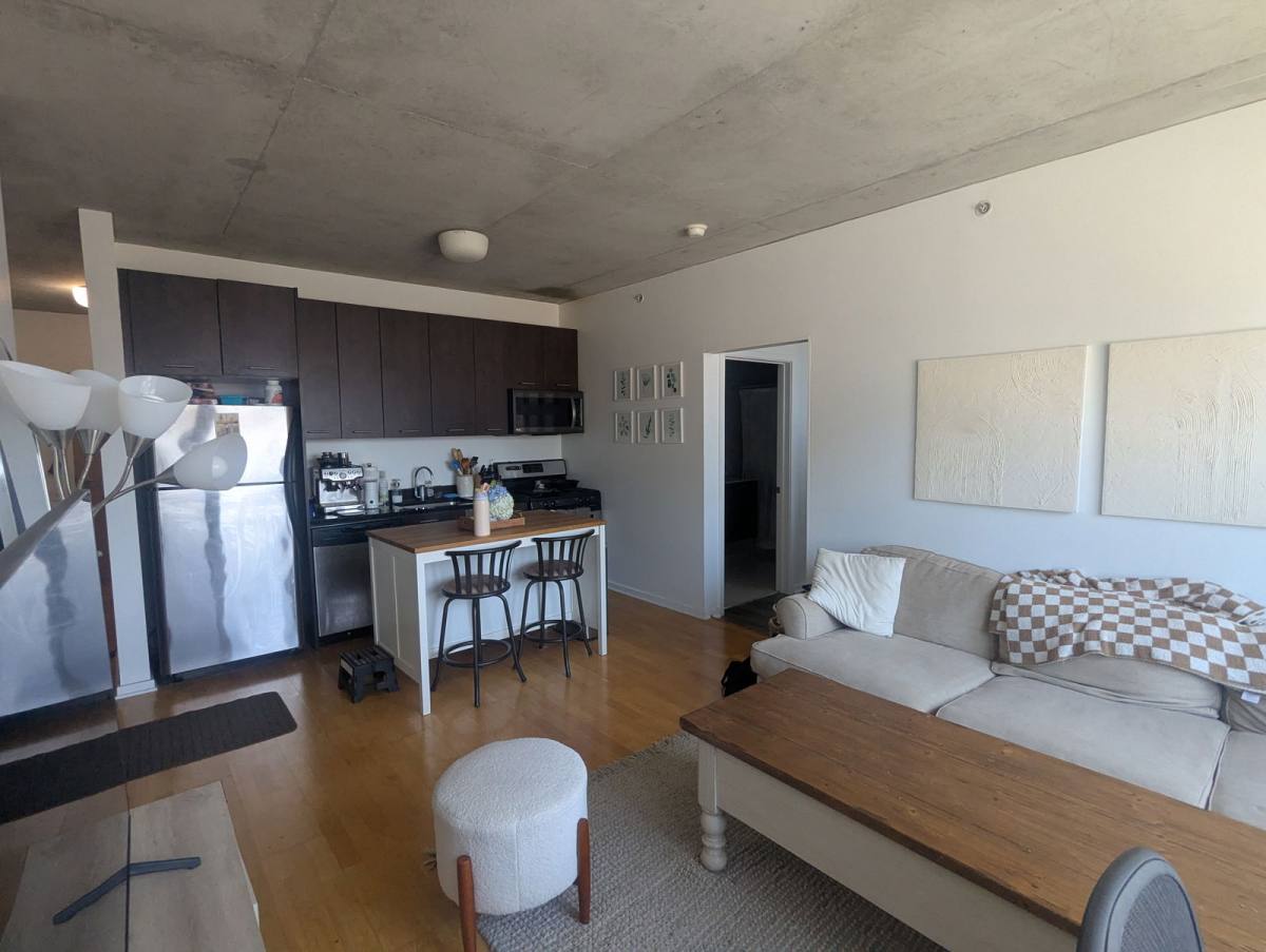 Condo for rent at 659 W Randolph St #711, Chicago, IL 60661