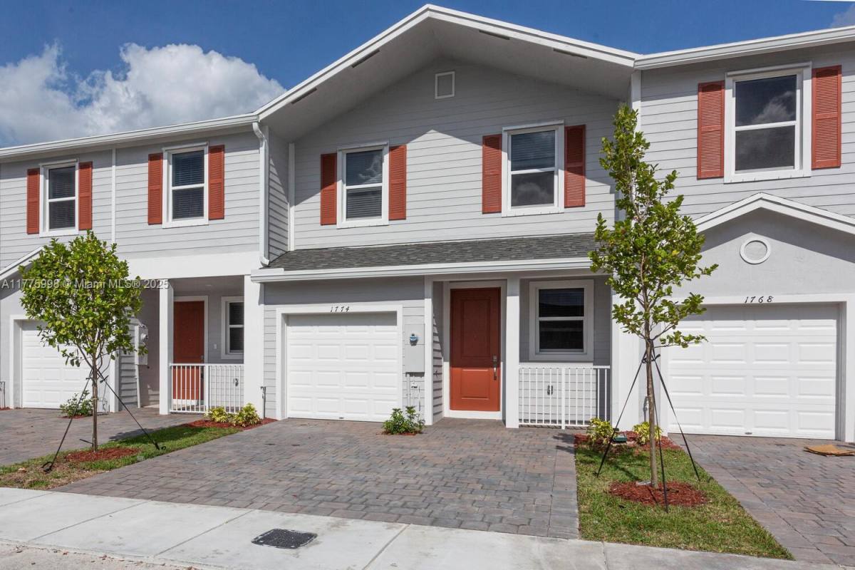 Townhouse for rent at 1774 SE 9th Ave, Homestead, FL 33034