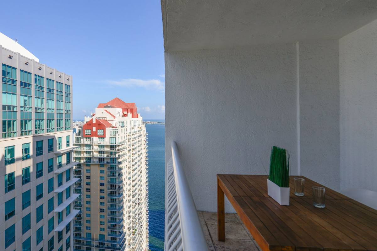 Condo for rent at 1200 Brickell Bay Dr #4020, Miami, FL 33131
