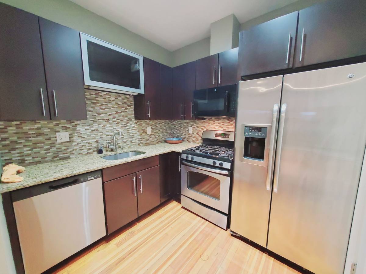 Apartment for rent at 14 N Main St #B, Norwalk, CT 06854