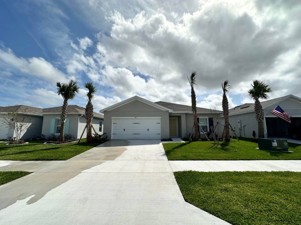 House for rent at 461 Cherimoya St, Fort Pierce, FL 34981