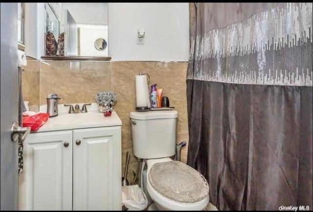 House for rent at 926 E 103rd St, Brooklyn, NY 11236
