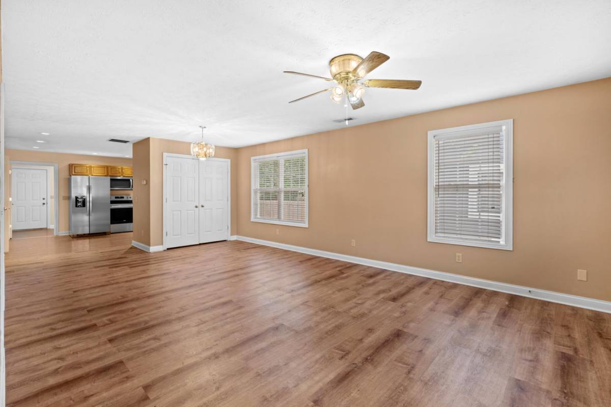 House for rent at 227 N Miles St #227, Elizabethtown, KY 42701