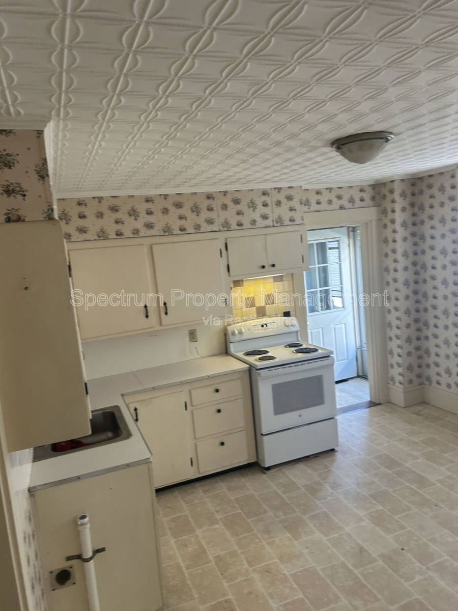 Apartment for rent at 12 E St #2, Skowhegan, ME 04976