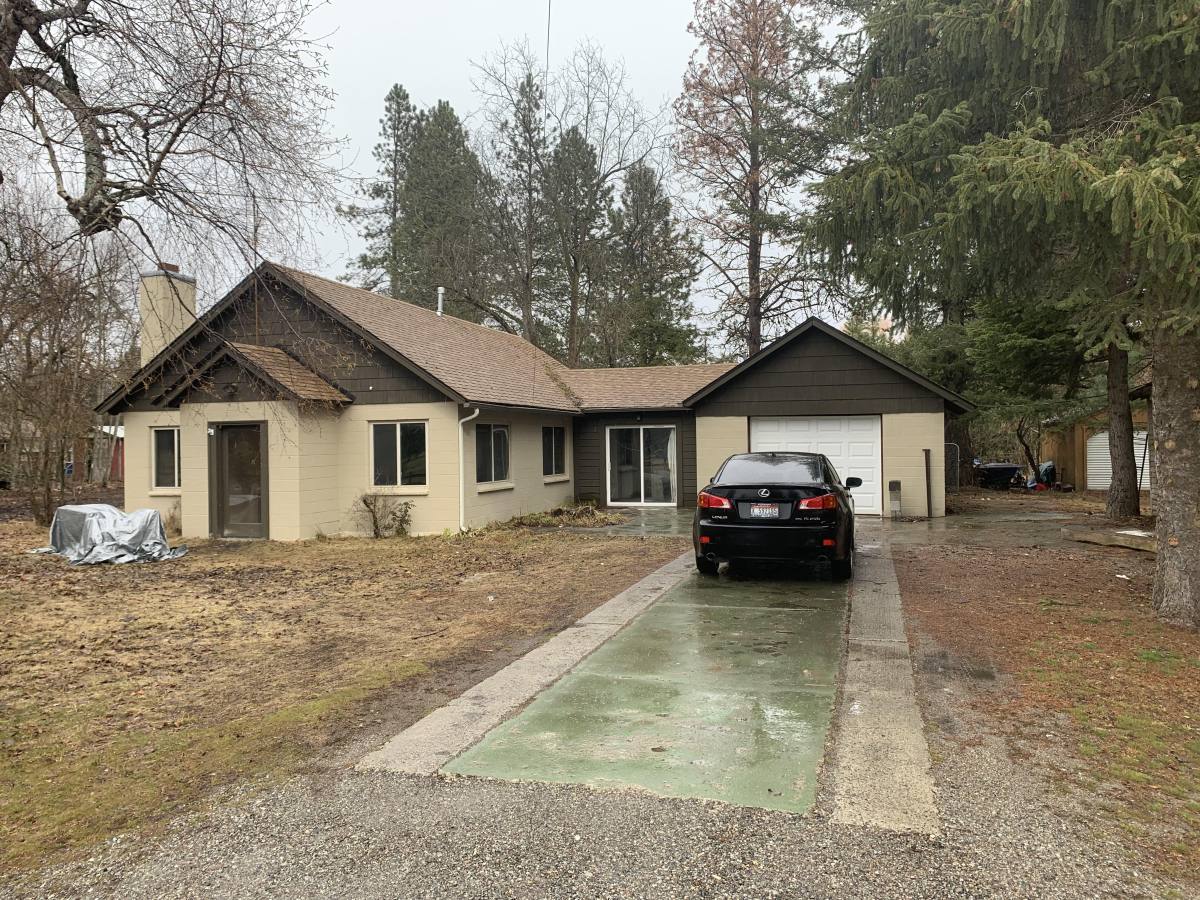 House for rent at 1671 E Miles Ave, Hayden, ID 83835