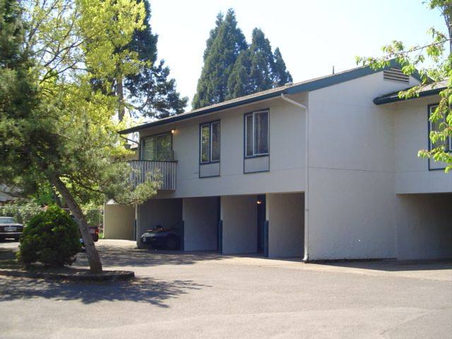 Apartment for rent at 802 N 3rd Place #7, Springfield, OR 97477