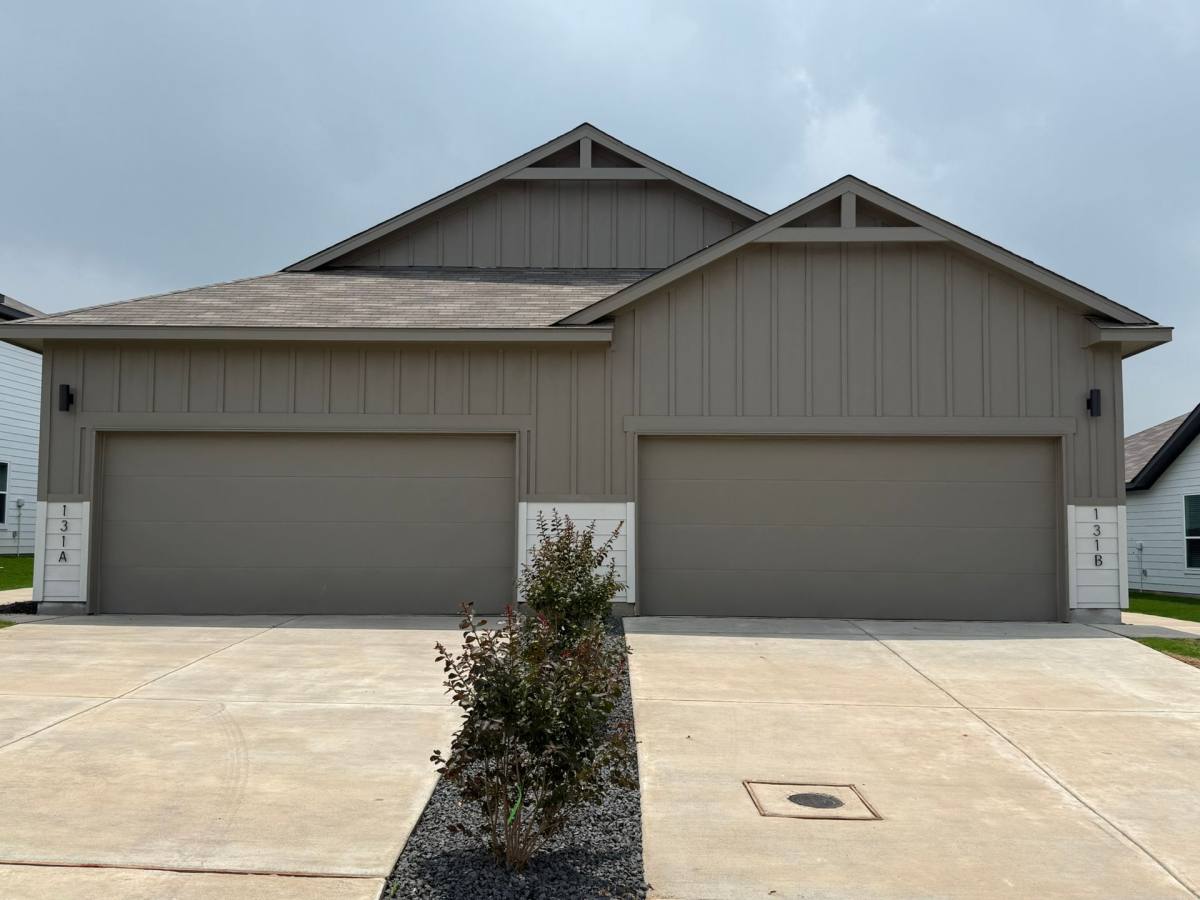 Townhouse for rent at 131 Schrader Dr, Buda, TX 78610