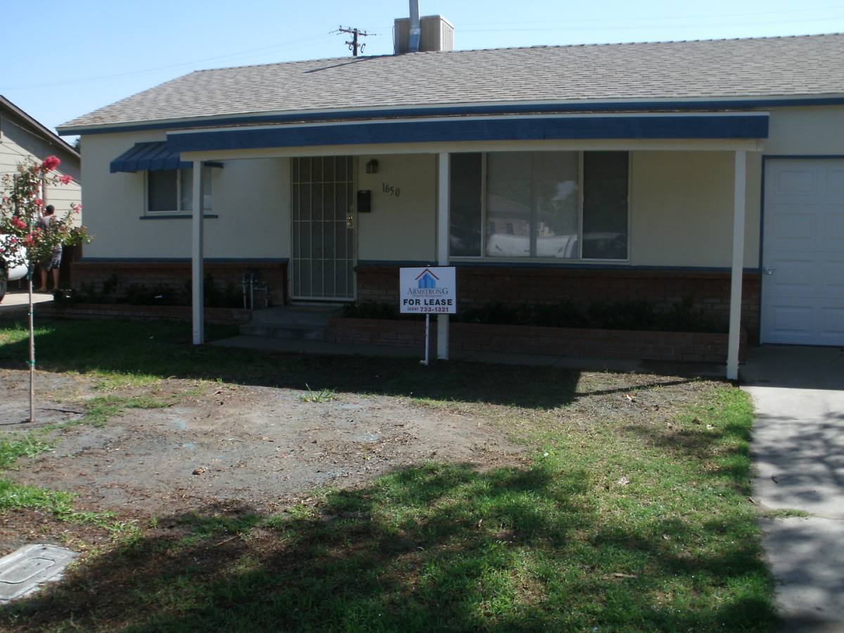 House for rent at 1650 S Bardo, Visalia, CA 93277
