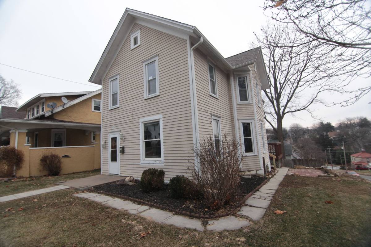 House for rent at 1603 Belle Ave, Davenport, IA 52803