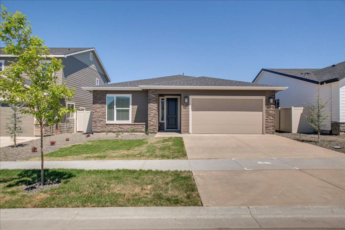 House for rent at 11184 W Helenium Dr, Star, ID 83669