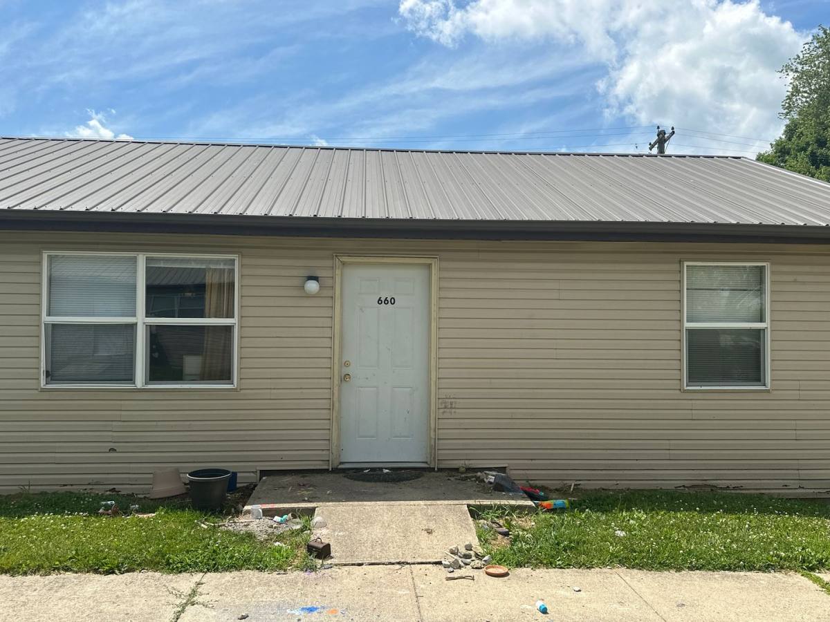 Apartment for rent at 660-668 Water St, Hillsboro, IN 47949