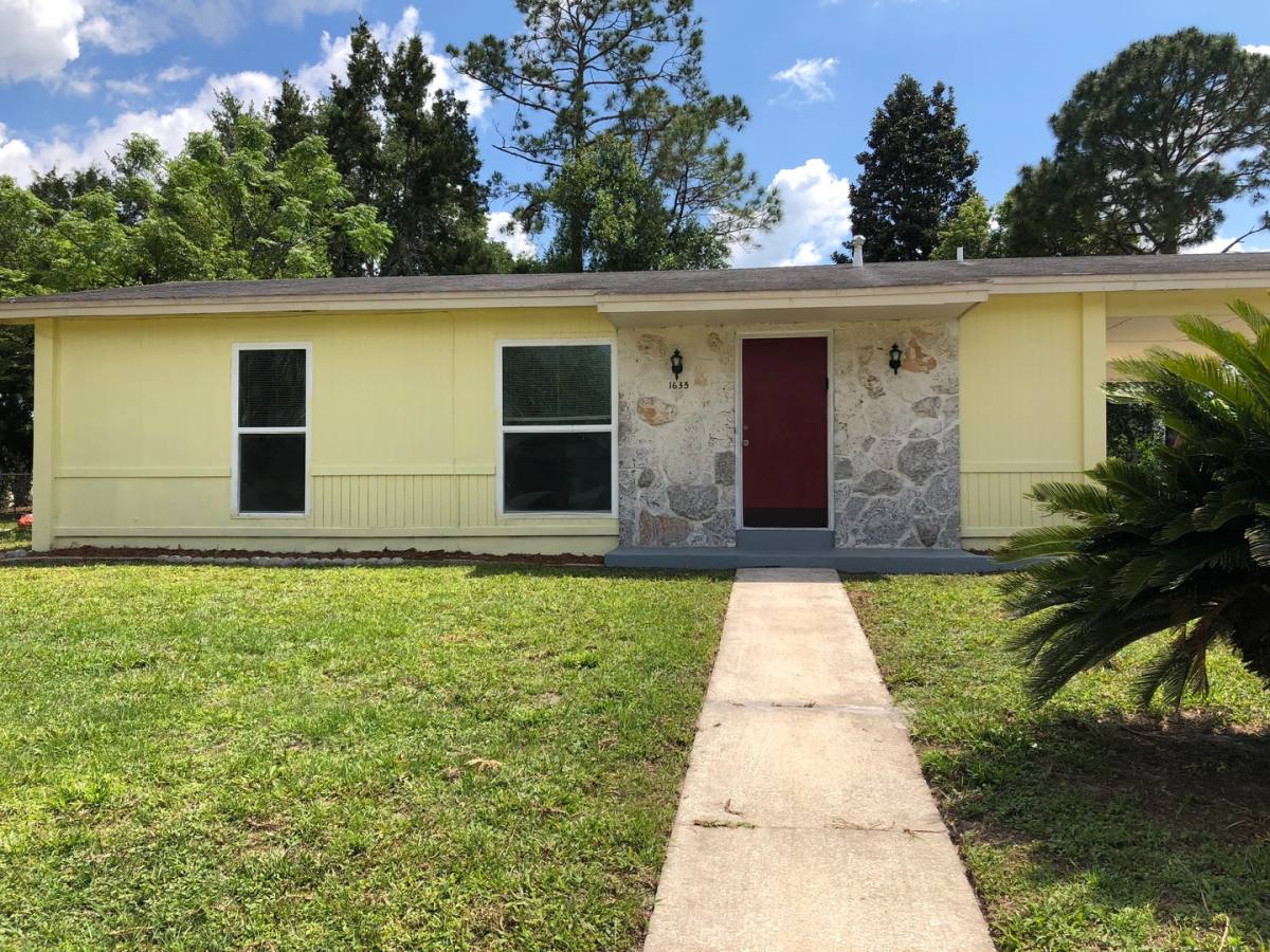 House for rent at 1635 Brady Dr, Deltona, FL 32725