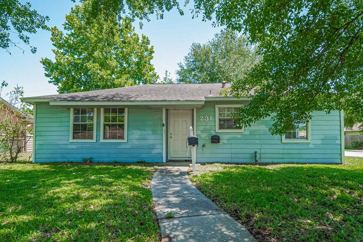 House for rent at 231 Tilden Dr, Pasadena, TX 77506