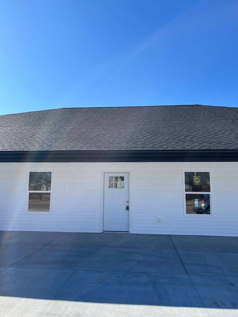 Apartment for rent at 225, 239, 251 S Park, Sullivan, MO 63080