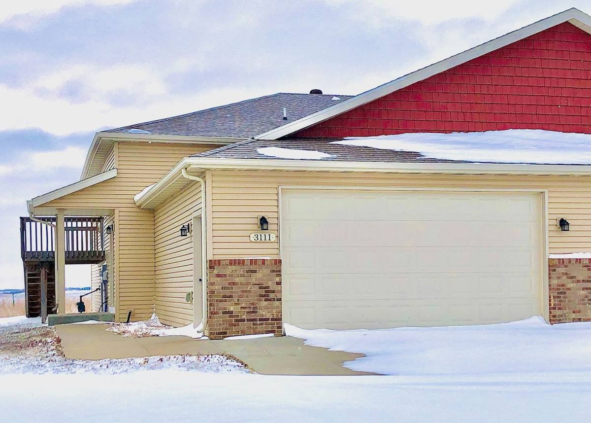 Townhouse for rent at 3111 8th St NE, Minot, ND 58703