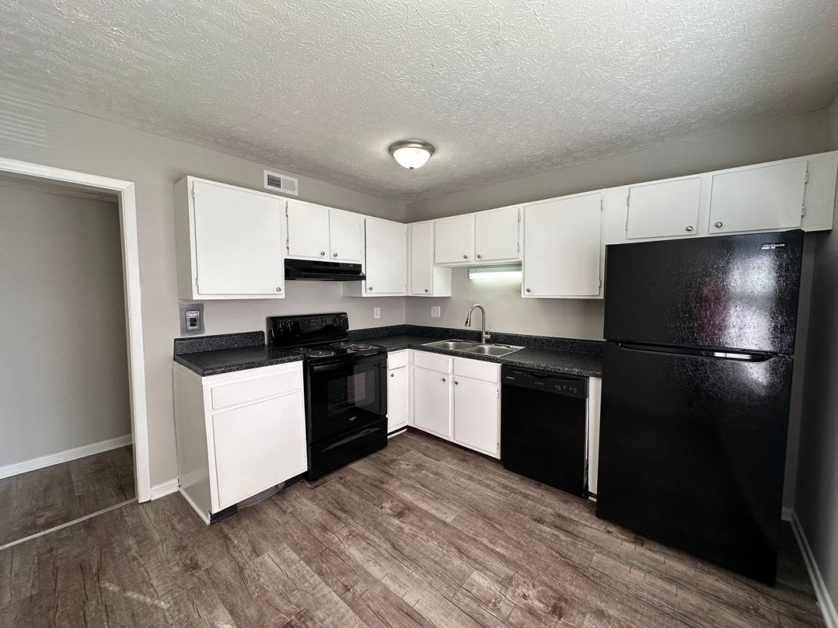 Apartment for rent at 119 Lakeview Court, Louisville, TN 37777