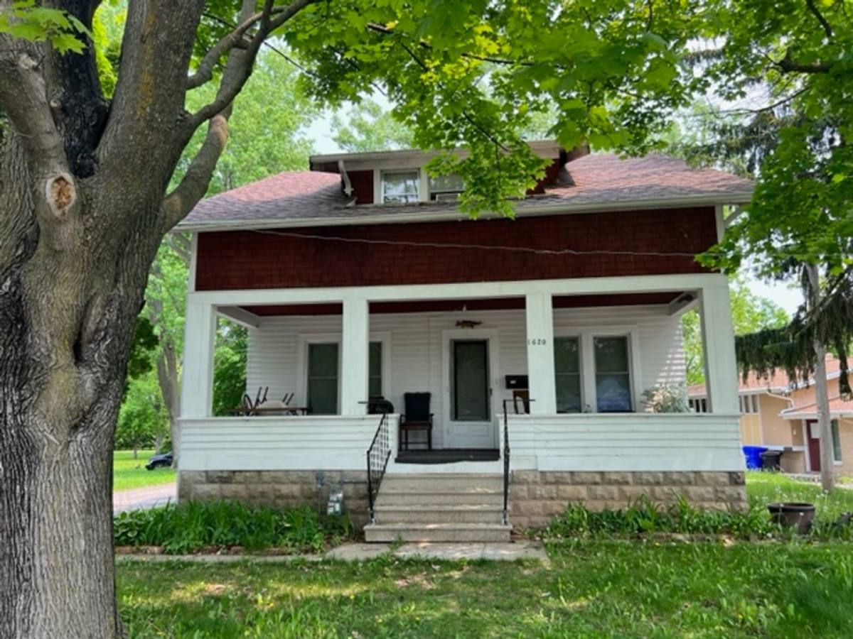 Apartment for rent at 1620 N Charlotte St, Appleton, WI 54911