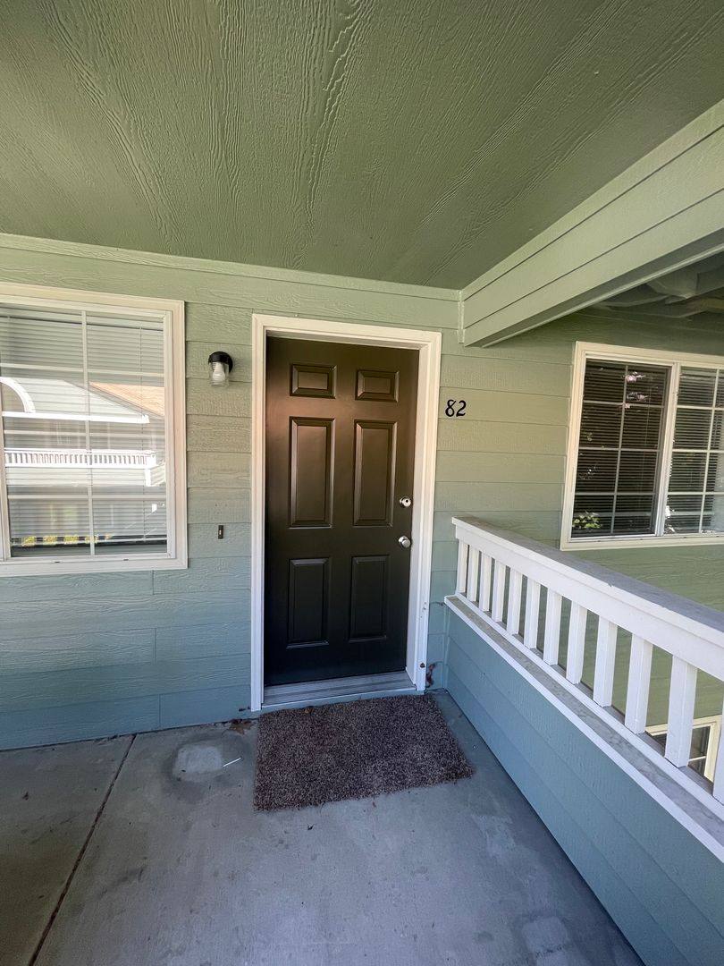 Apartment for rent at 1201 Progress Dr, Medford, OR 97504