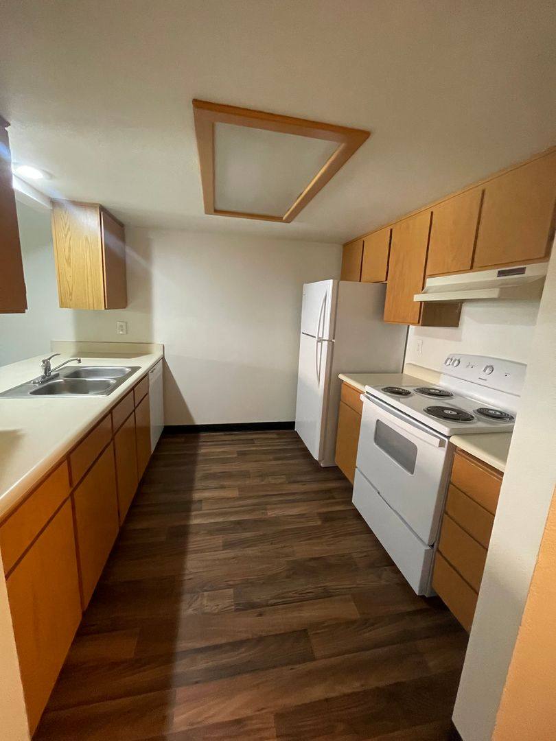 Apartment for rent at 1201 Progress Dr, Medford, OR 97504