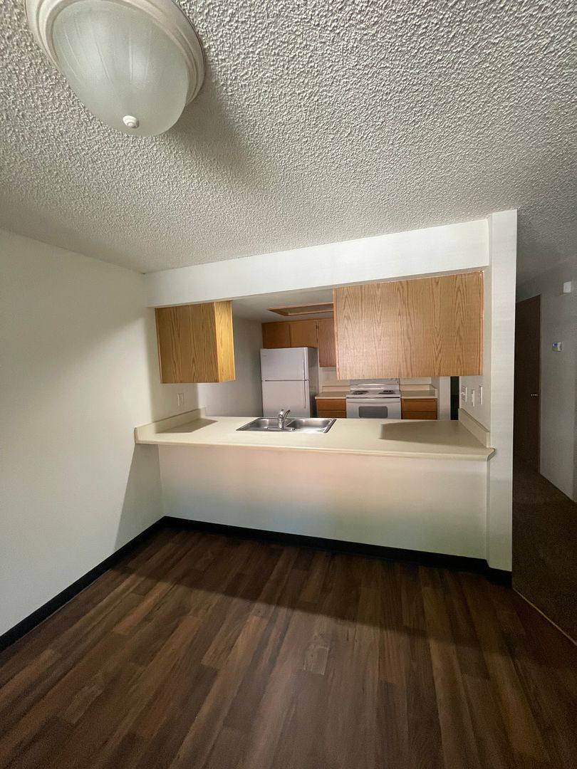 Apartment for rent at 1201 Progress Dr, Medford, OR 97504