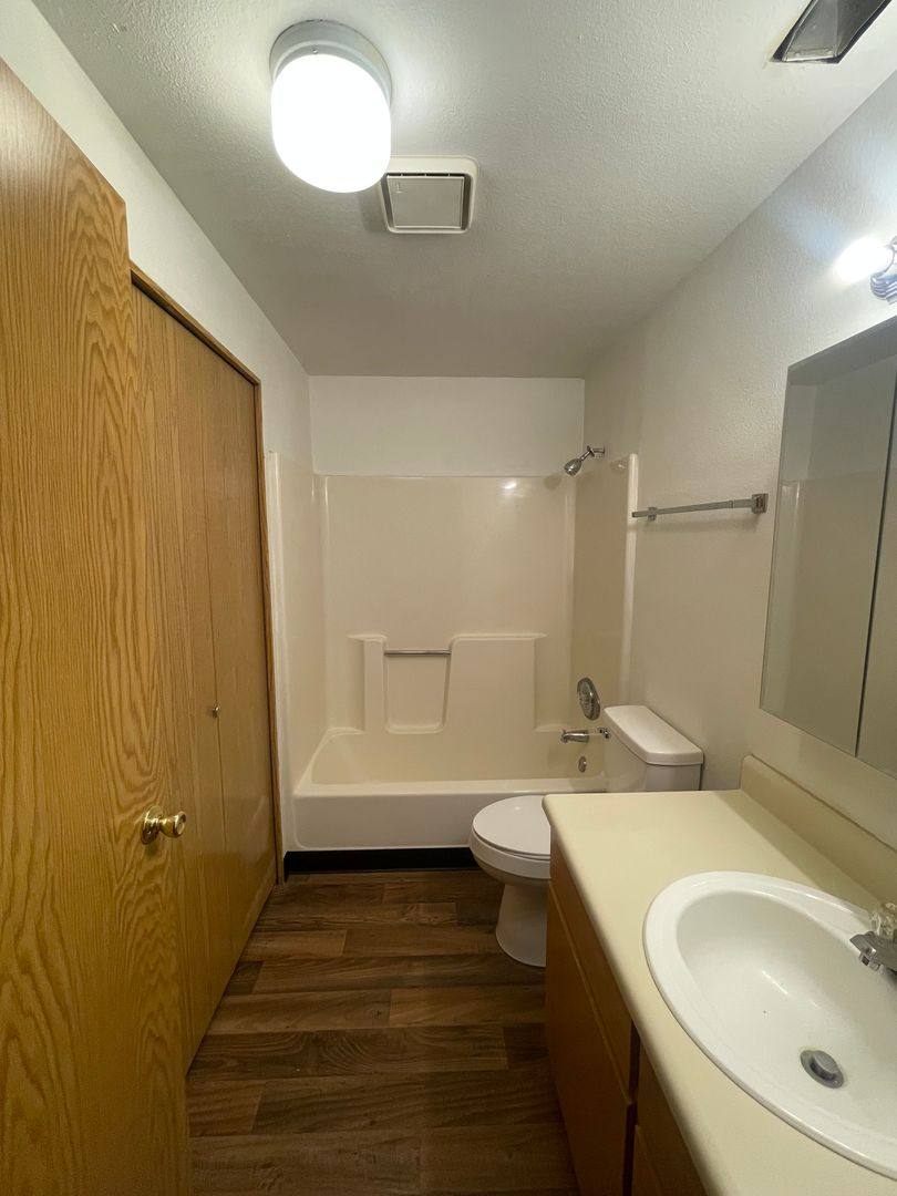 Apartment for rent at 1201 Progress Dr, Medford, OR 97504