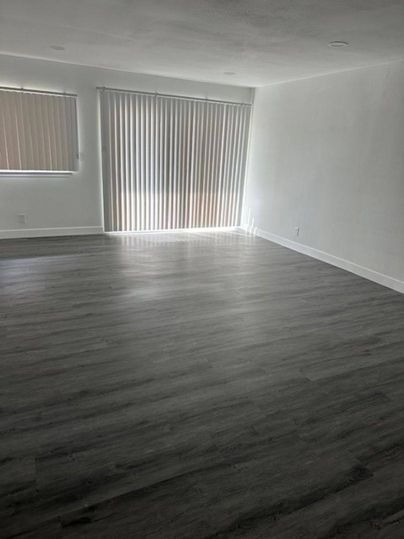 Apartment for rent at 13613 Lemoli Ave, Hawthorne, CA 90250