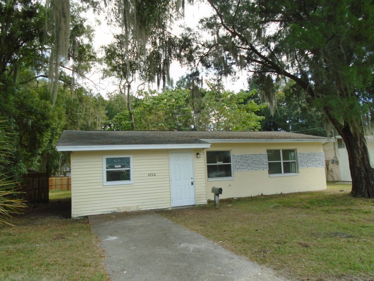 House for rent at 4940 9th St, Zephyrhills, FL 33542