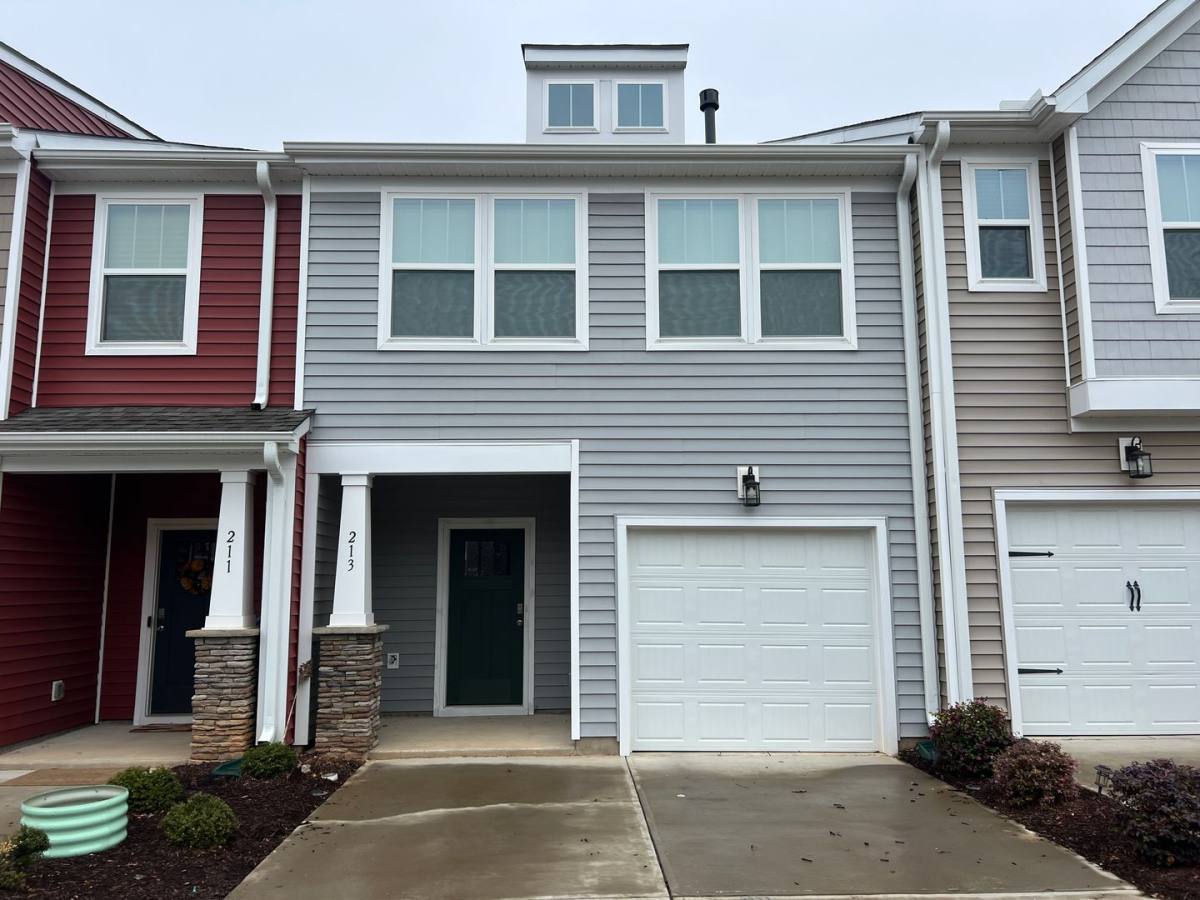 Townhouse for rent at 213 Keel Lane, Simpsonville, SC 29681