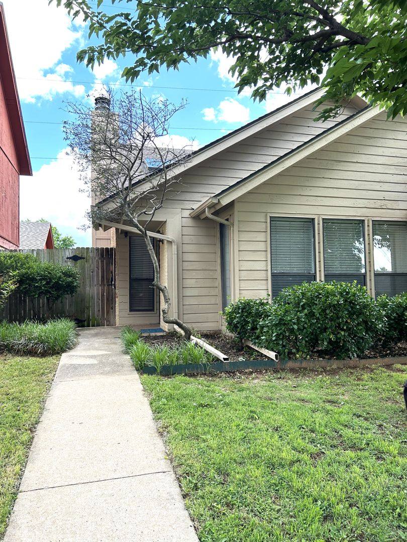 House for rent at 7332 NW 101st St, Oklahoma City, OK 73162