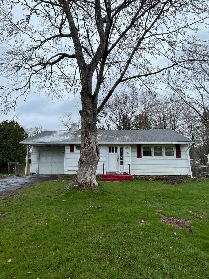 House for rent at 923 Jamesville Ave, Syracuse, NY 13210