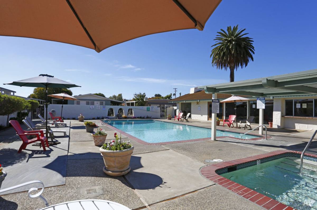 Apartment for rent at 954 Henderson Ave, Sunnyvale, CA 94086