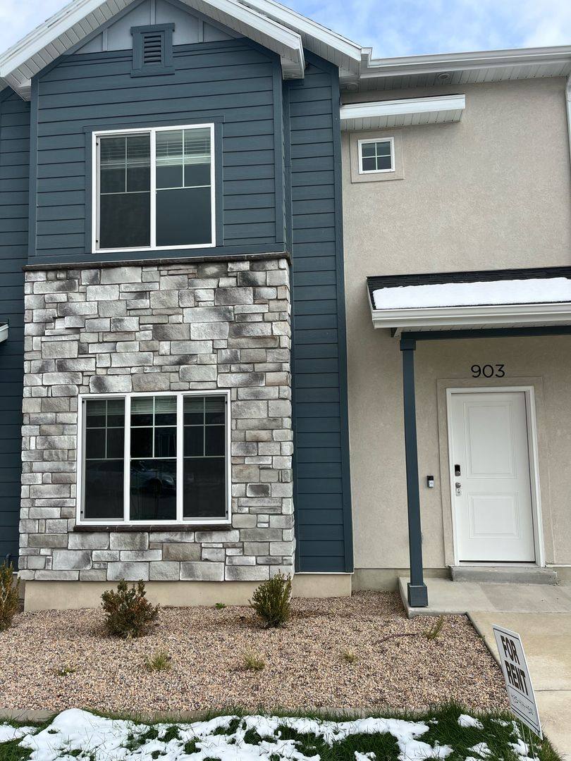 Townhouse for rent at 902 N 1280 E, Spanish Fork, UT 84660