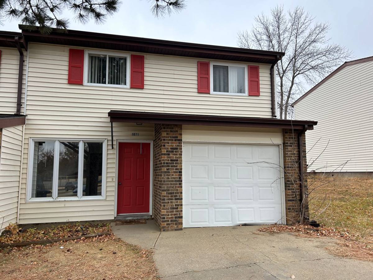 Townhouse for rent at 1055-1095 17th Ave W, Dickinson, ND 58601