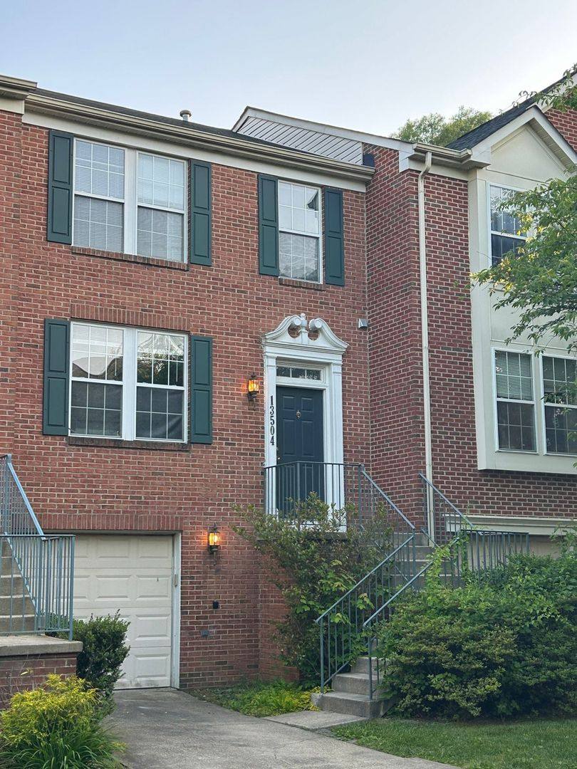 Townhouse for rent at 13504 Hayworth Dr, Potomac, MD 20854