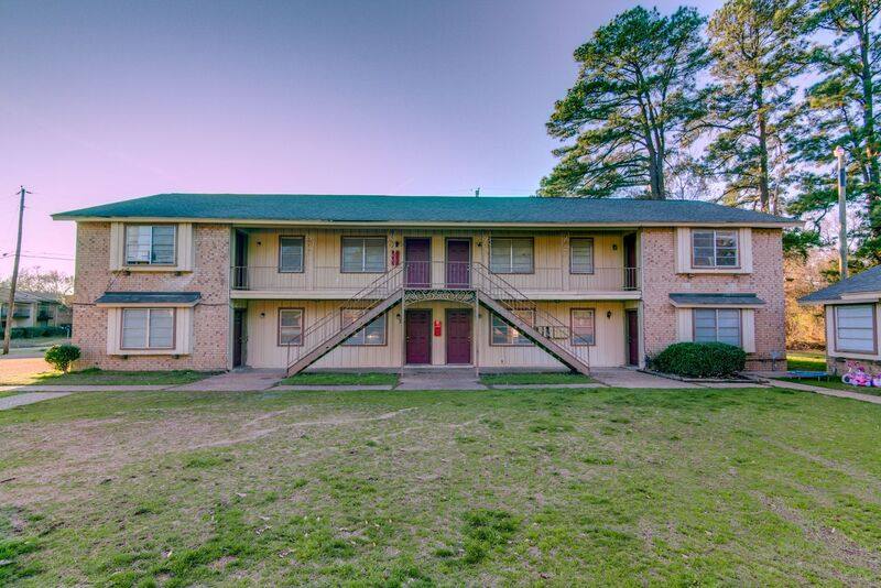 Apartment for rent at 2401 Brookridge Dr #6, Texarkana, AR 71854