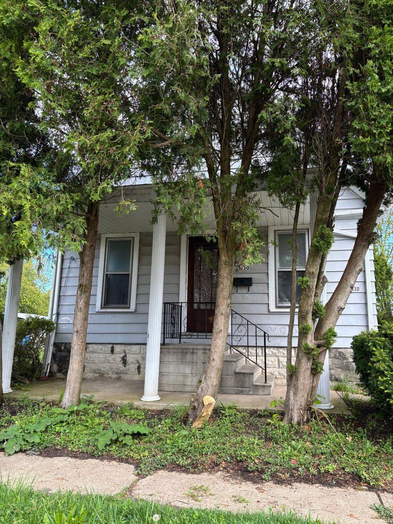 House for rent at 1030 W 17th St, Lorain, OH 44052