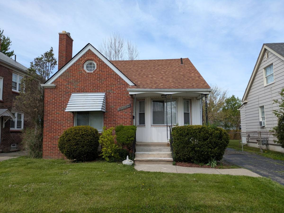 House for rent at 20653 Washtenaw, Harper Woods, MI 48225