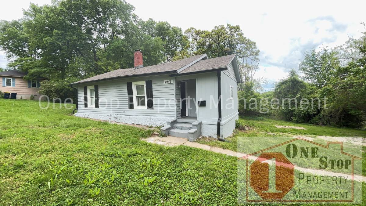 House for rent at 7945 Agnes Ave, Kansas City, MO 64132