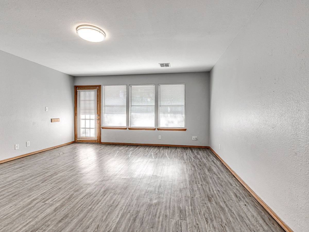 Townhouse for rent at 4121 S Van Buren St, Enid, OK 73703