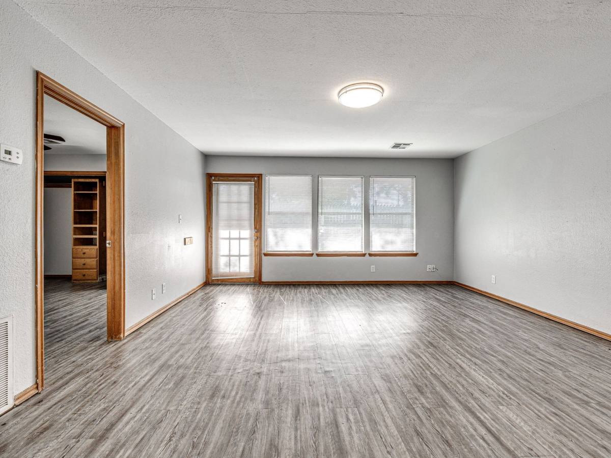 Townhouse for rent at 4121 S Van Buren St, Enid, OK 73703