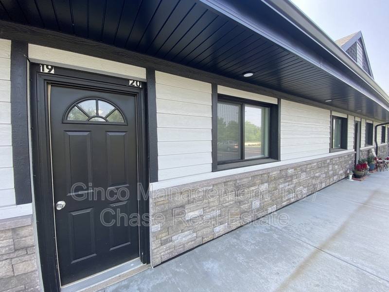 Apartment for rent at 29837 Illinois 50 #17, Peotone, IL 60468