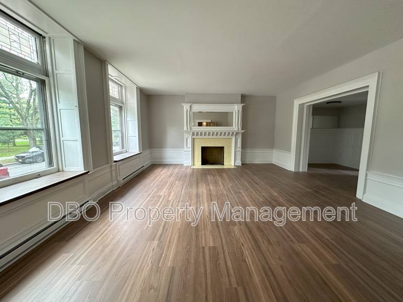 Apartment for rent at 479 State St #2, Albany, NY 12203