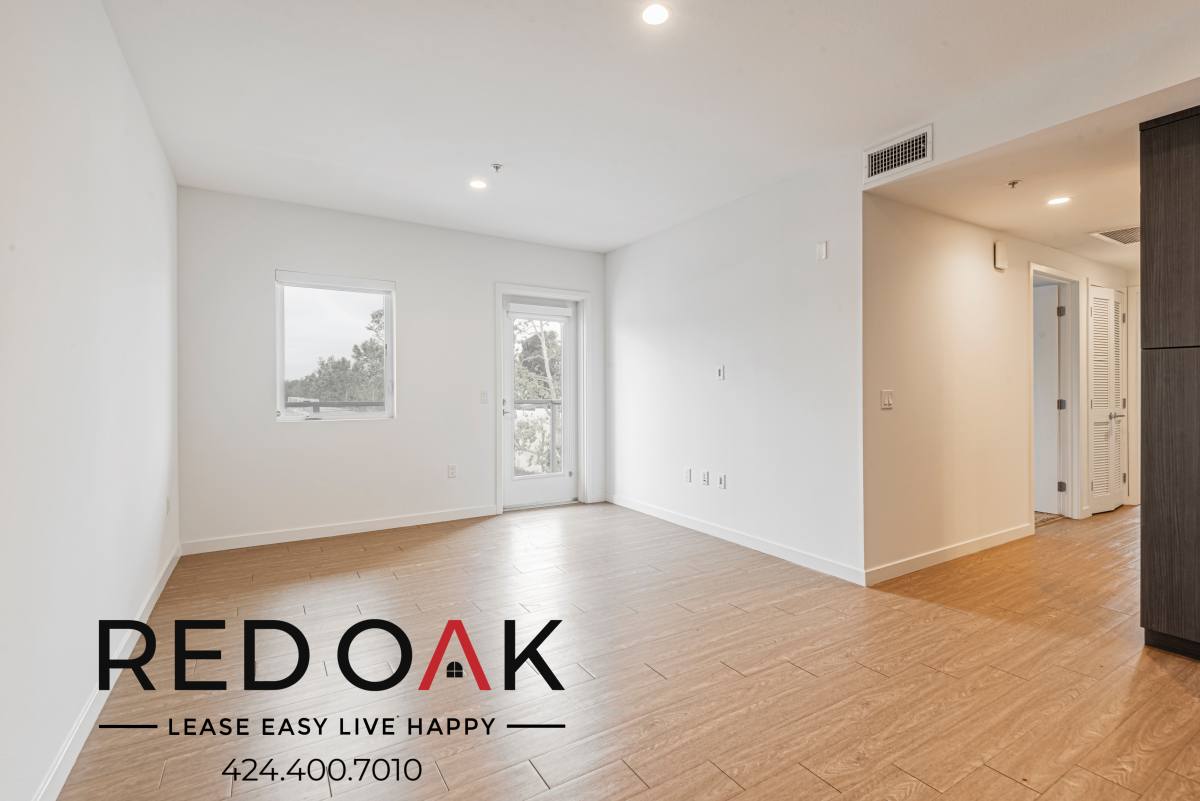 Condo for rent at 11405 Chandler Blvd #402, North Hollywood, CA 91601