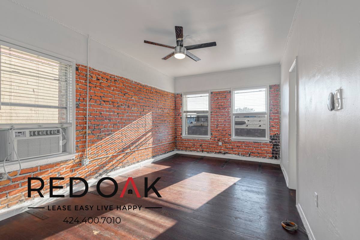 Condo for rent at 849 S Oxford Ave #401, Los Angeles, CA 90005