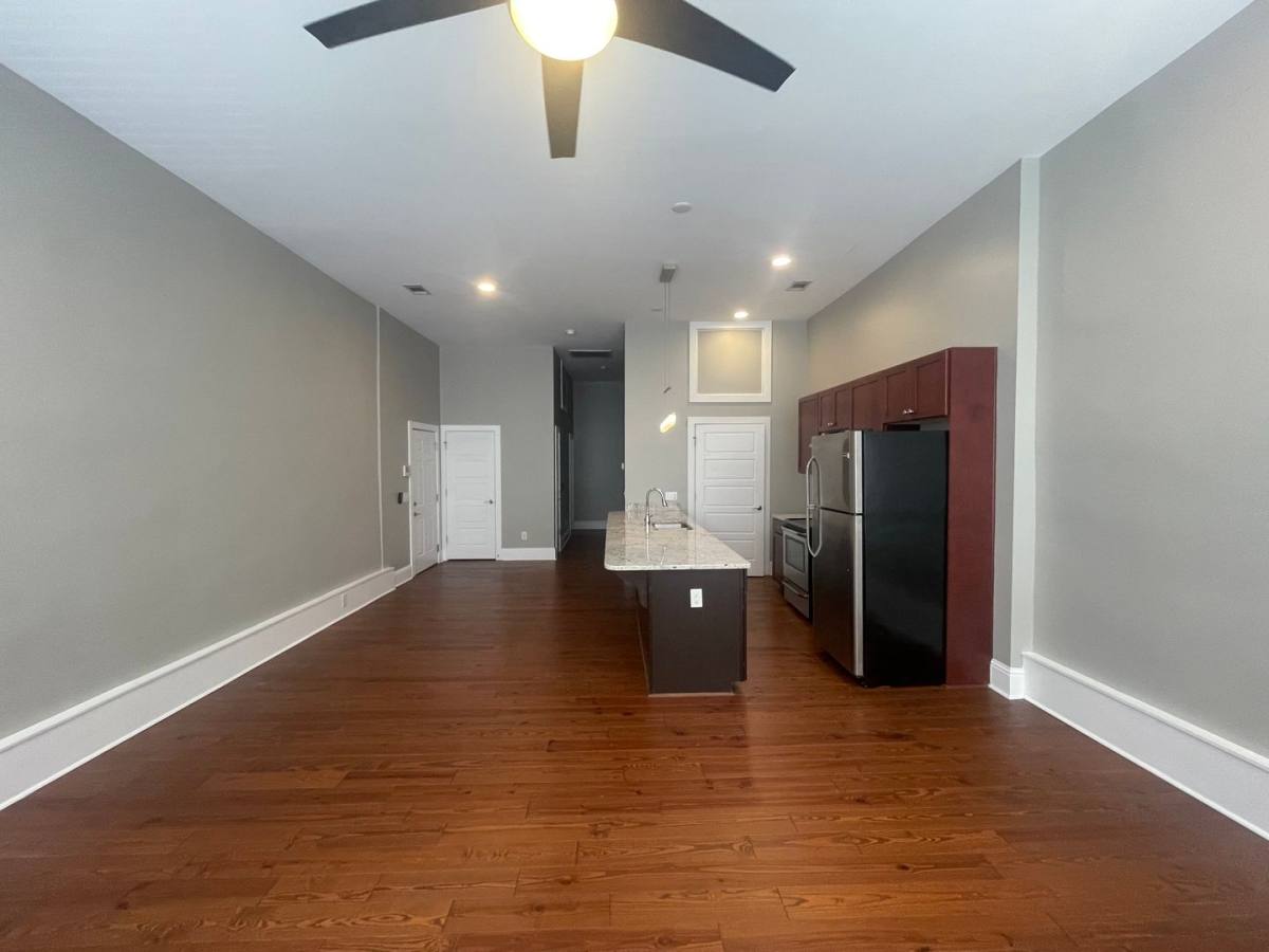 Apartment for rent at 439 Third St #201, Macon, GA 31201